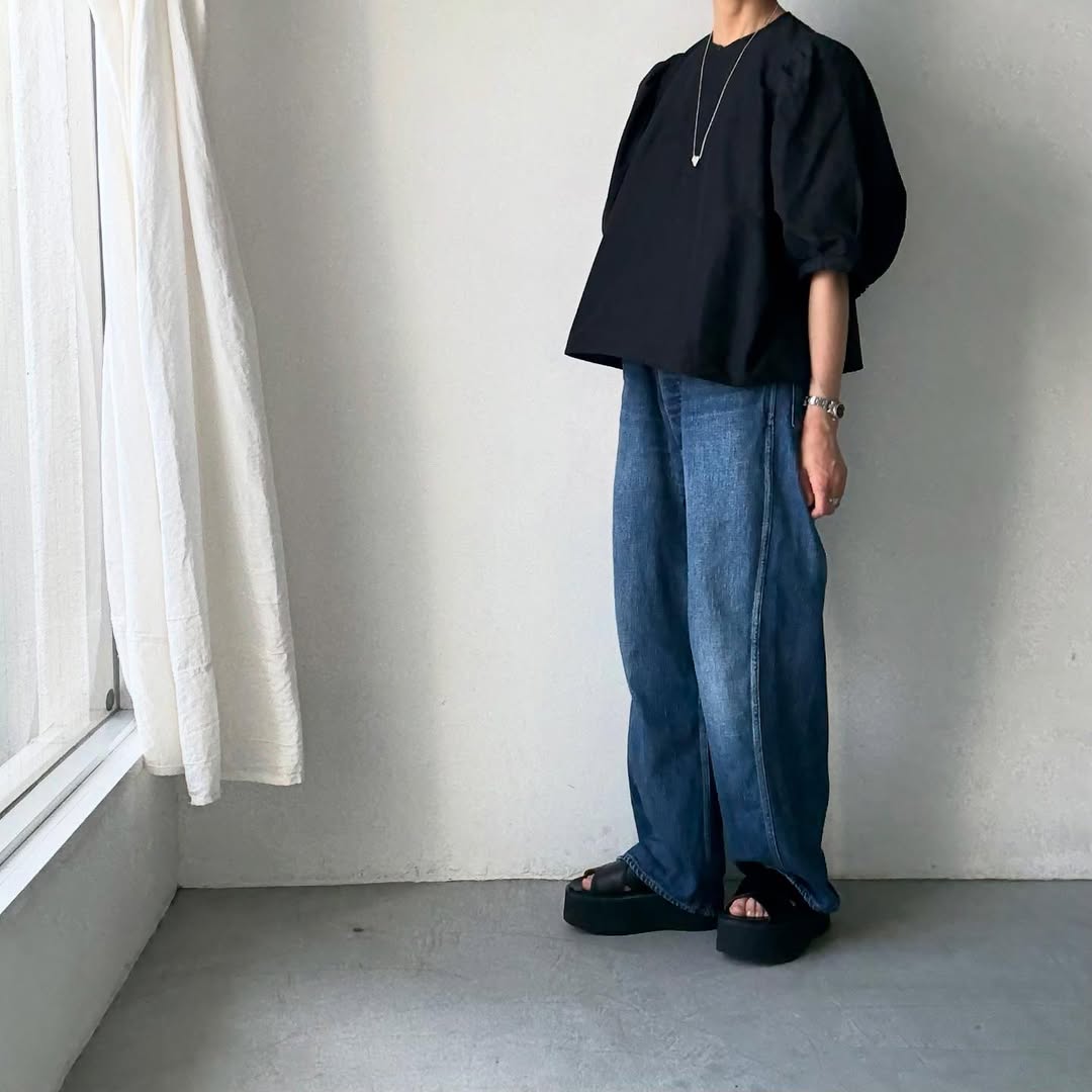 R&D.M.Co コットンポリエステルタフタビッグバルーンスリーブブラウス