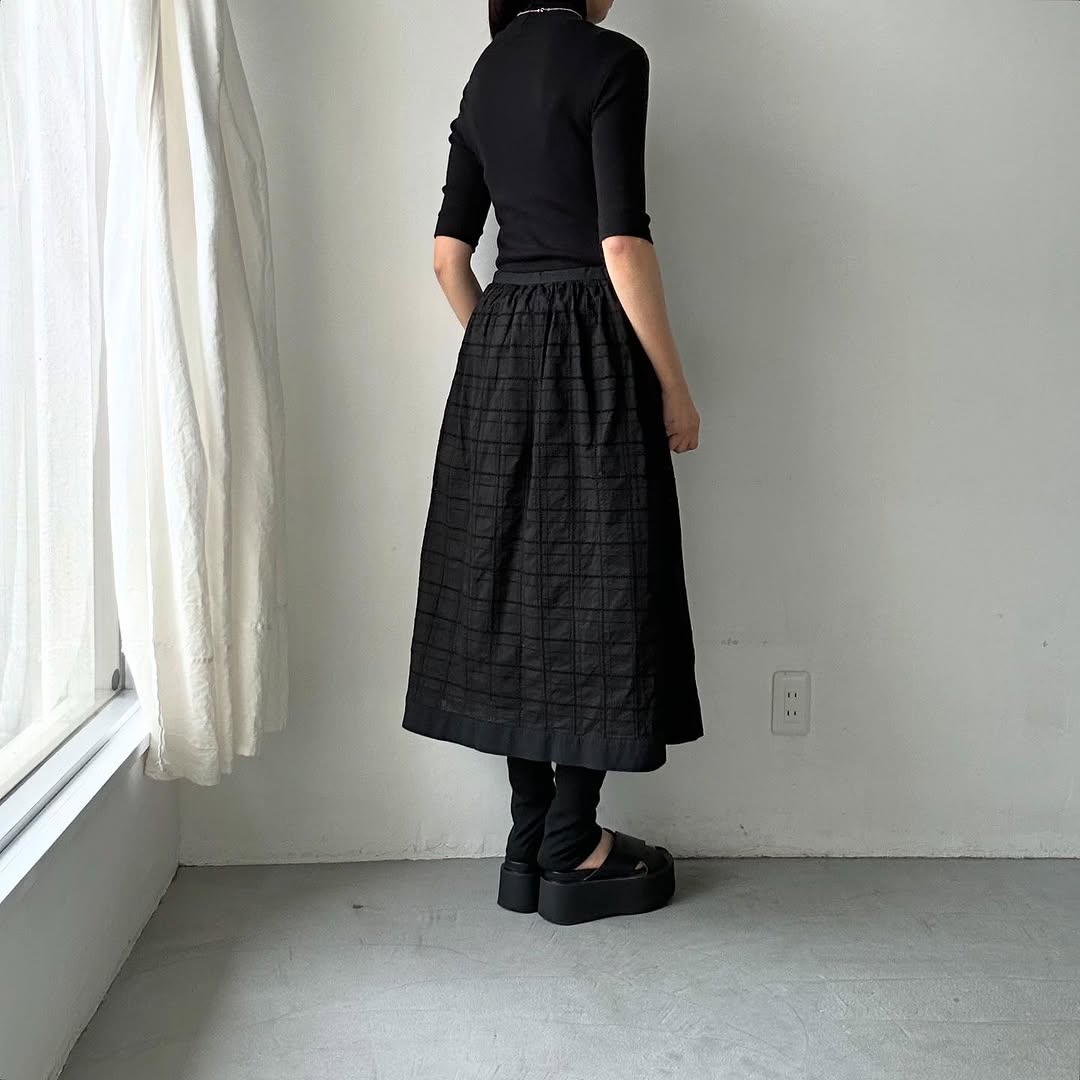 MAGALI ガーメントダイコットンレーススカート ブラック