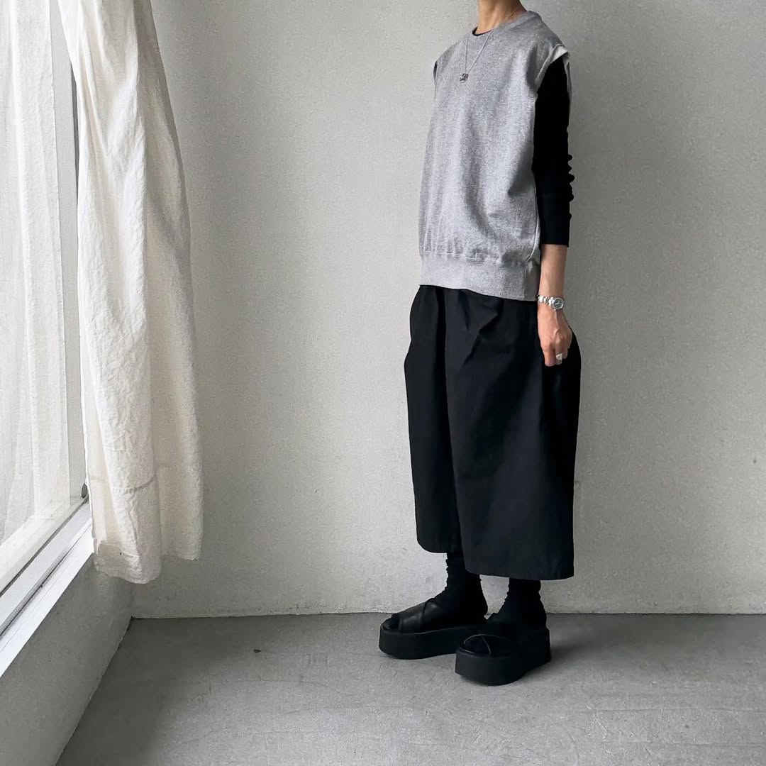 homspun コンパクト裏毛ベスト トップグレー