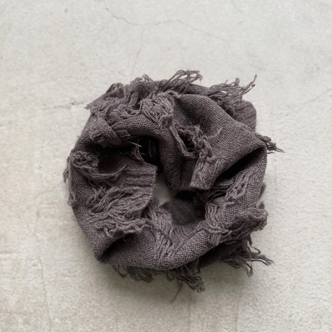 homspun ラムフリンジネックウォーマー グレー