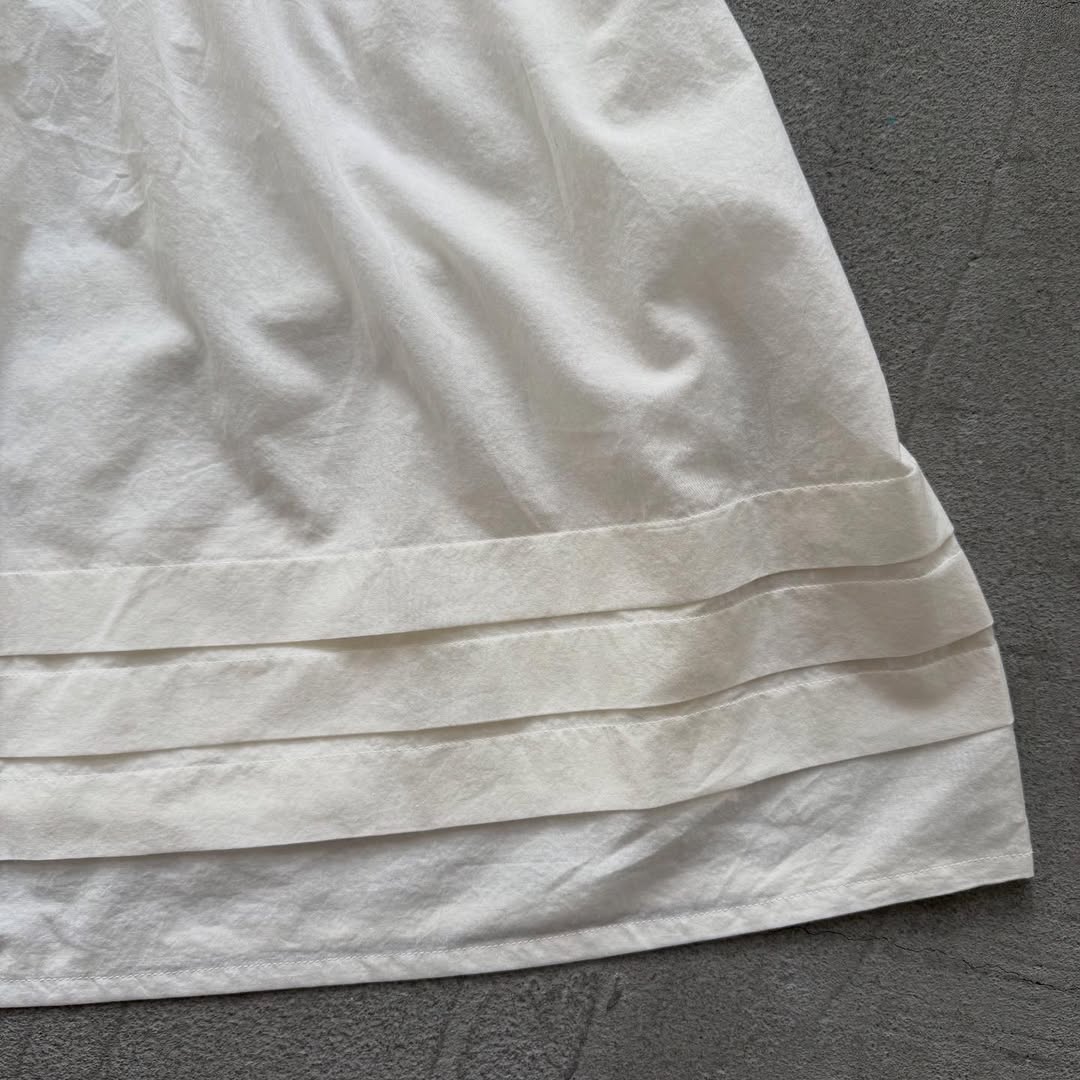 MAGALI コットンシルクピンタックスカート ホワイト