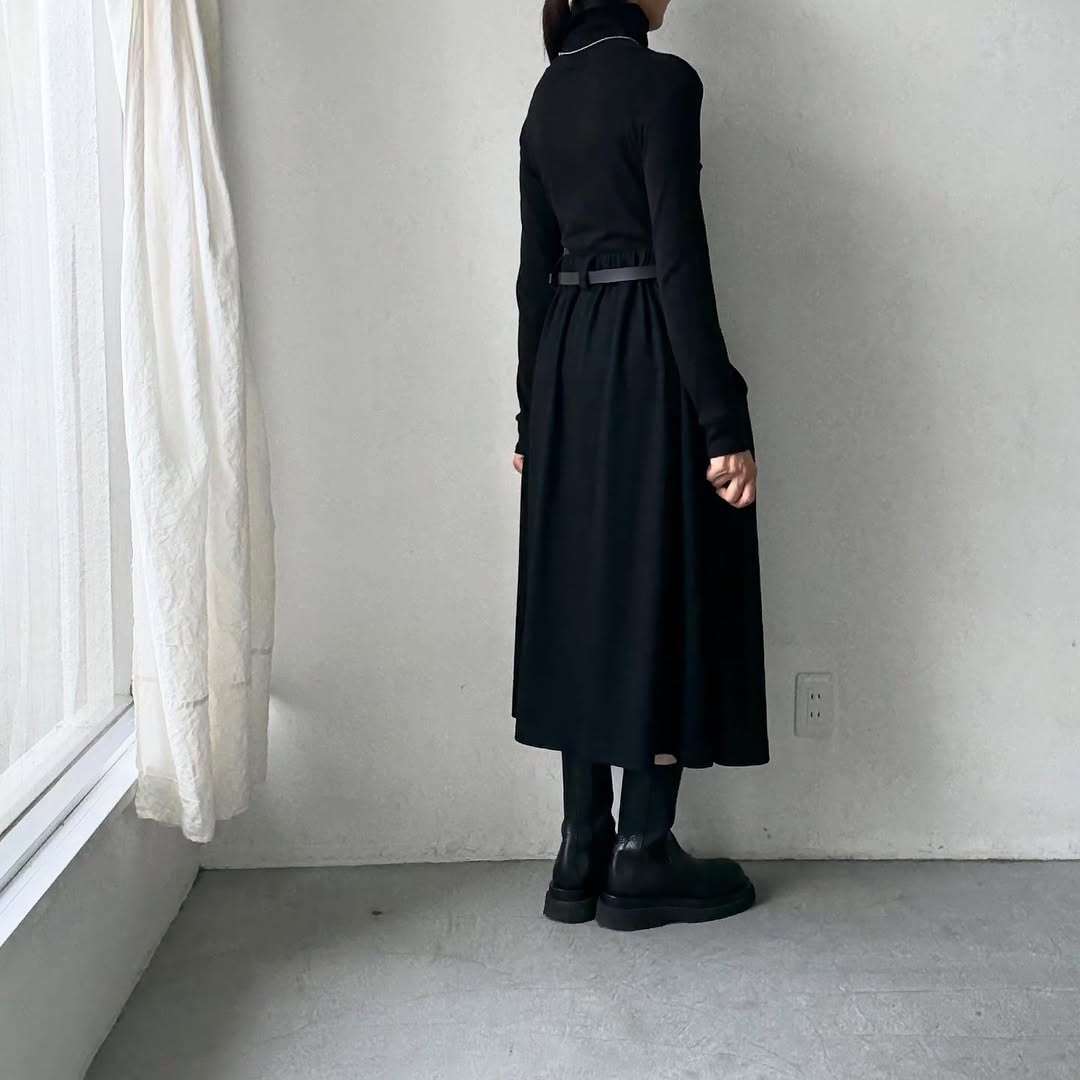 🟡木曜日入荷分予約受付🟡atelier naruse ウールポンチギャザースカート ブラック