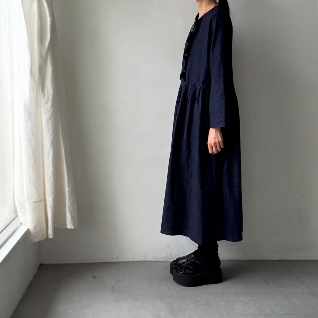 MAGALI インディゴコットンリネンフリルワンピース