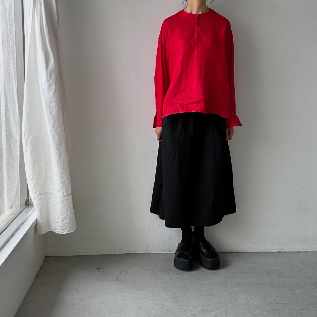 atelier naruse リネンスモックブラウス レッド