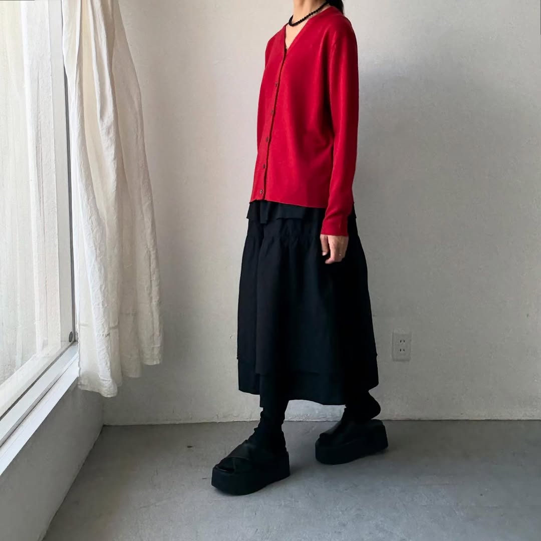 homspun ウールVネックカーディガン レッド