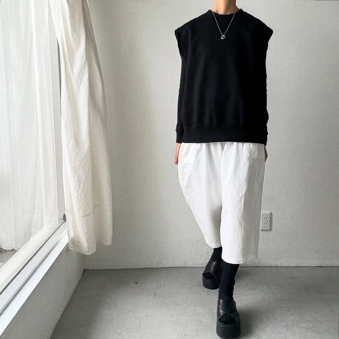 homspun コンパクト裏毛ベスト ブラック