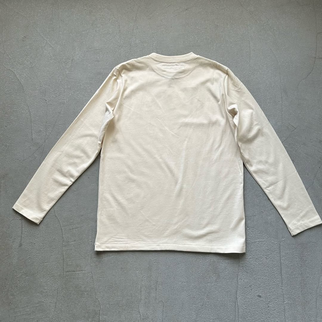 OLDMANS TAILOR OMTフロッキープリントロゴ長袖Tシャツ
