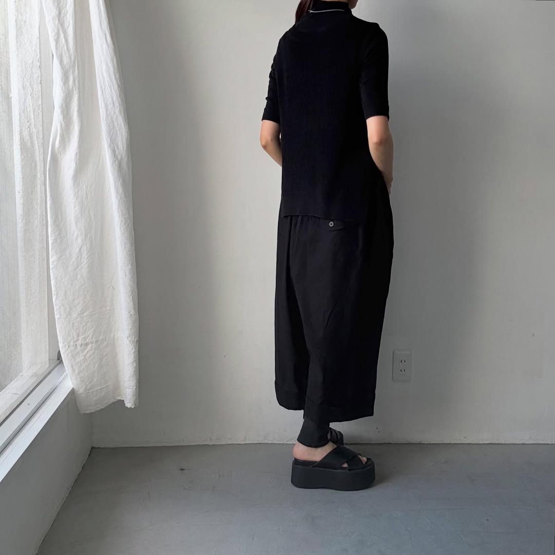 ゴーシュ コットンポプリンワイドパンツ ブラック