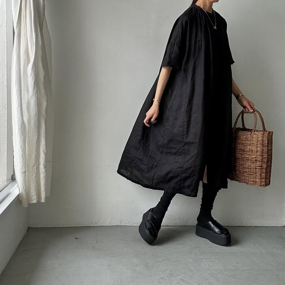 atelier naruse リネンワイドギャザーワンピース