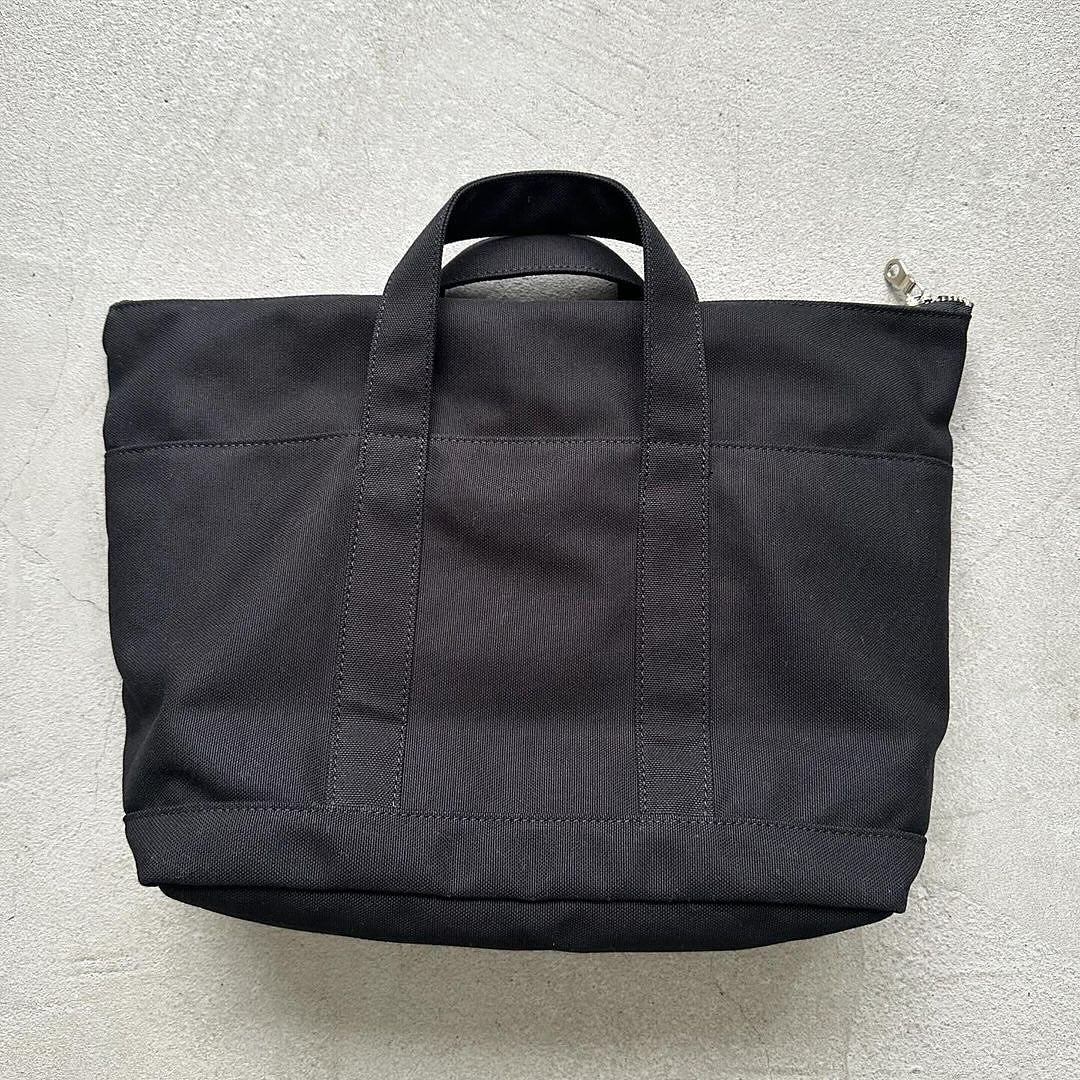 R&D.M.Co トートバッグ(ファスナー付) ブラック