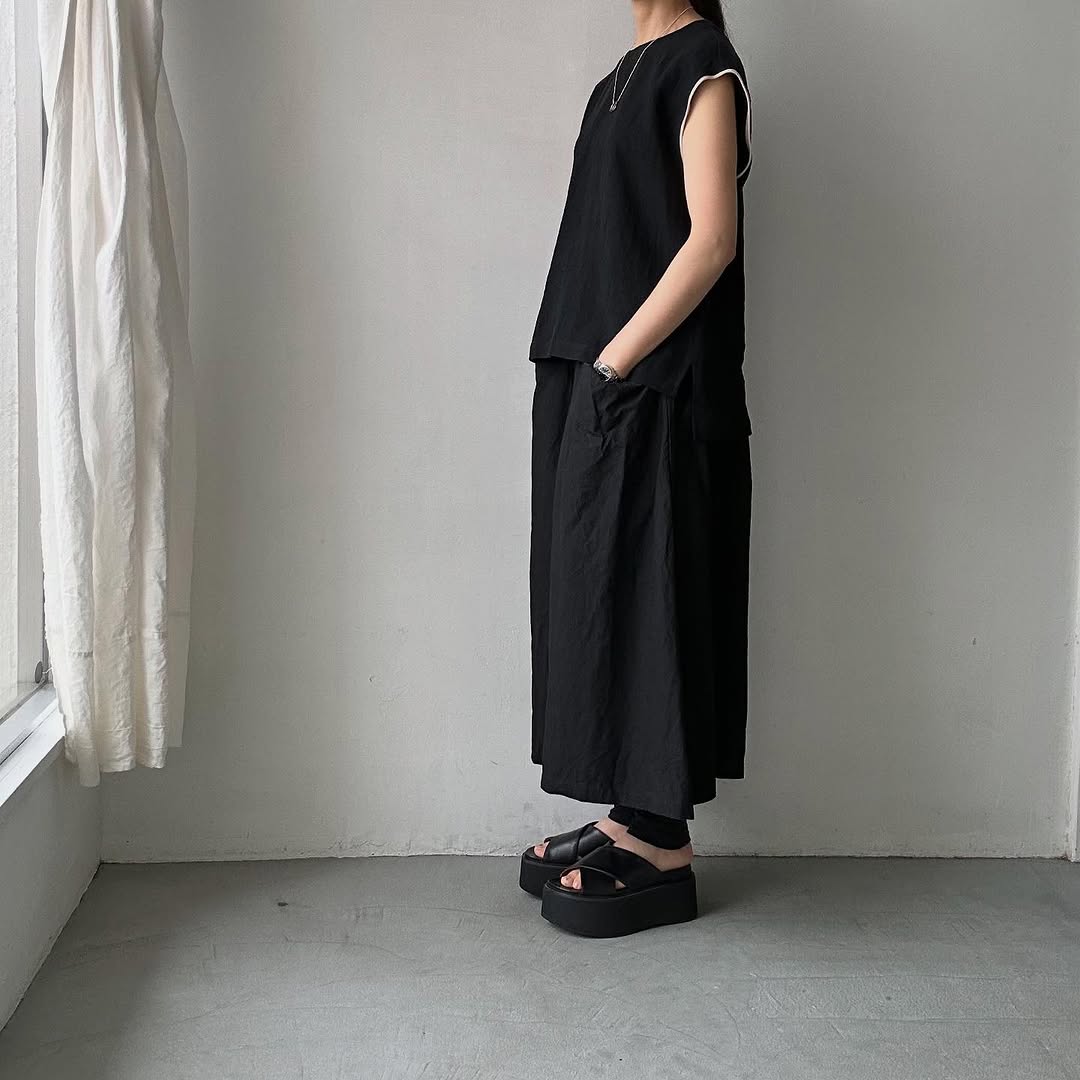 atelier naruse リネンノースリーブブラウス