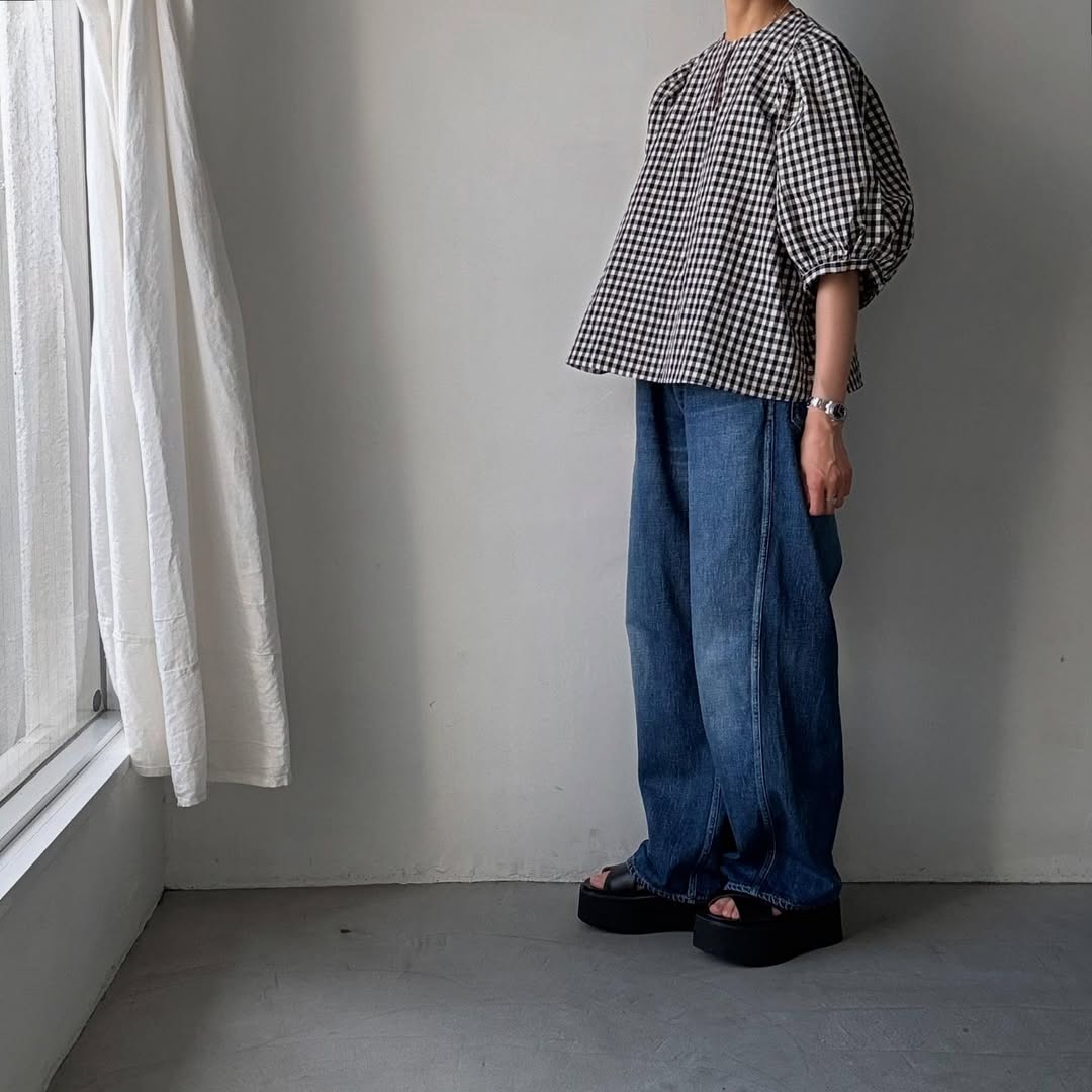 R&D.M.Co ギンガムチェックビッグバルーンスリーブブラウス