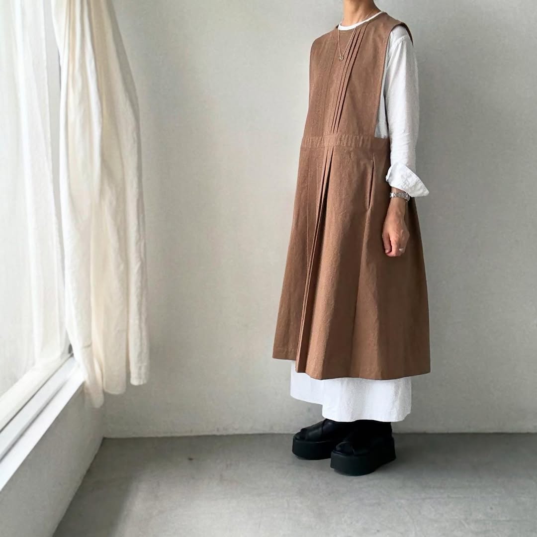 atelier d'antan kobell コットンエプロンドレス カーキ
