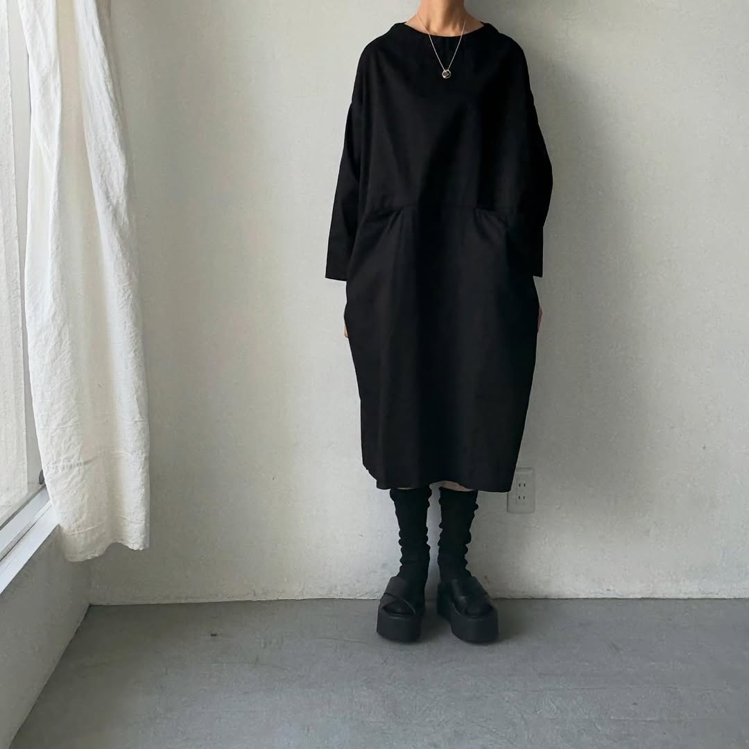 jujudhau コットンツイルイージードレス