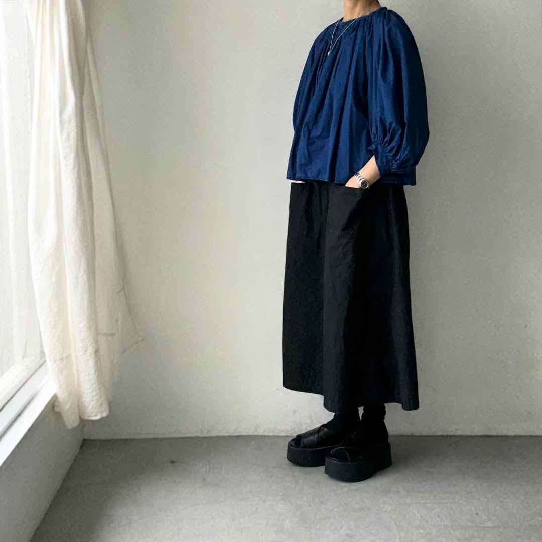 R&D.M.Co インディゴブルーギャザースモック