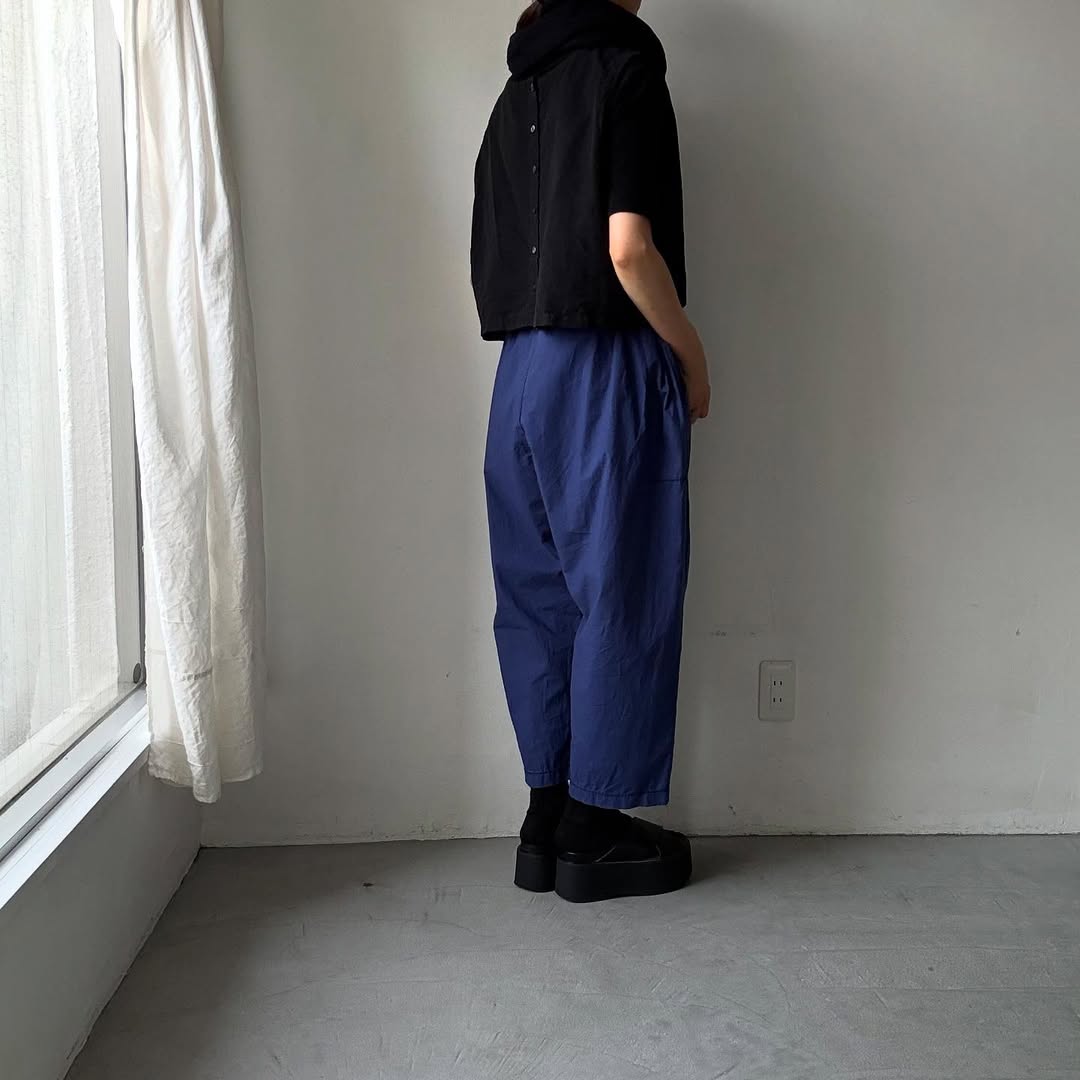 homspun パルキーシーチングコットンギャザーパンツ ブルー
