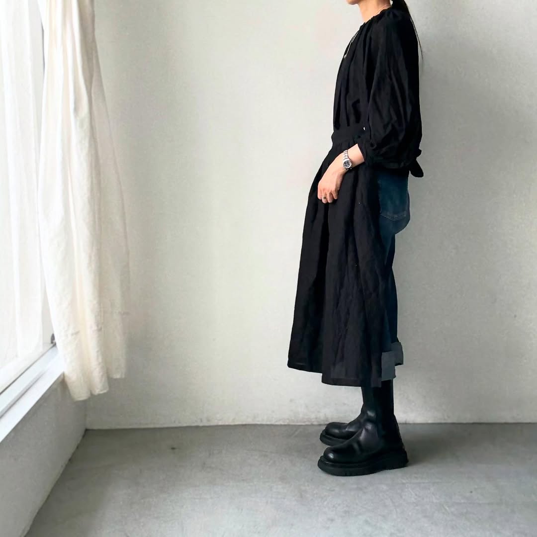R&D.M.Co ガーメントダイローンギャザースモック ブラック