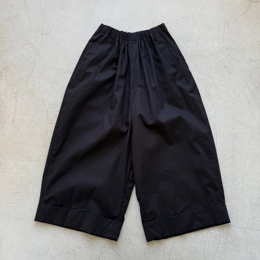 ゴーシュ コットンポプリンワイドパンツ ブラック
