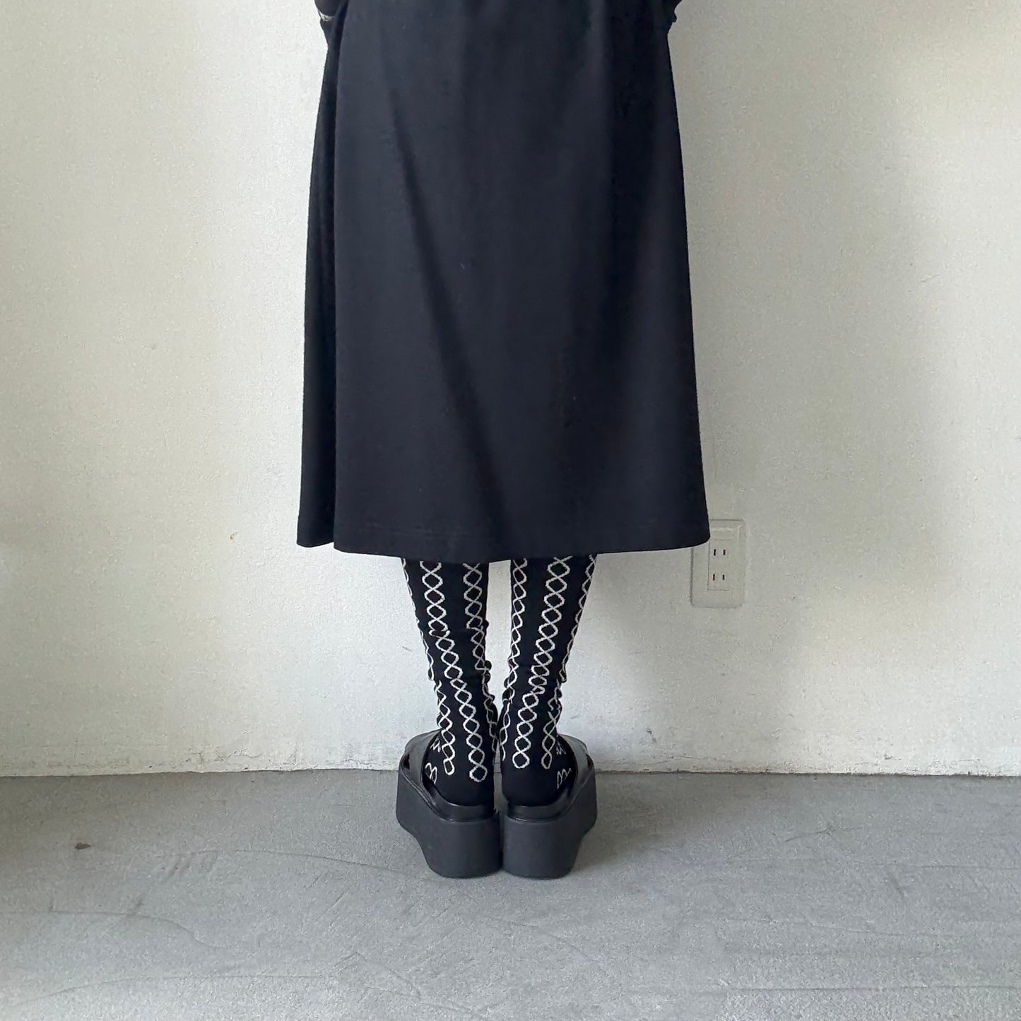 atelier naruse ウールループハイソックス