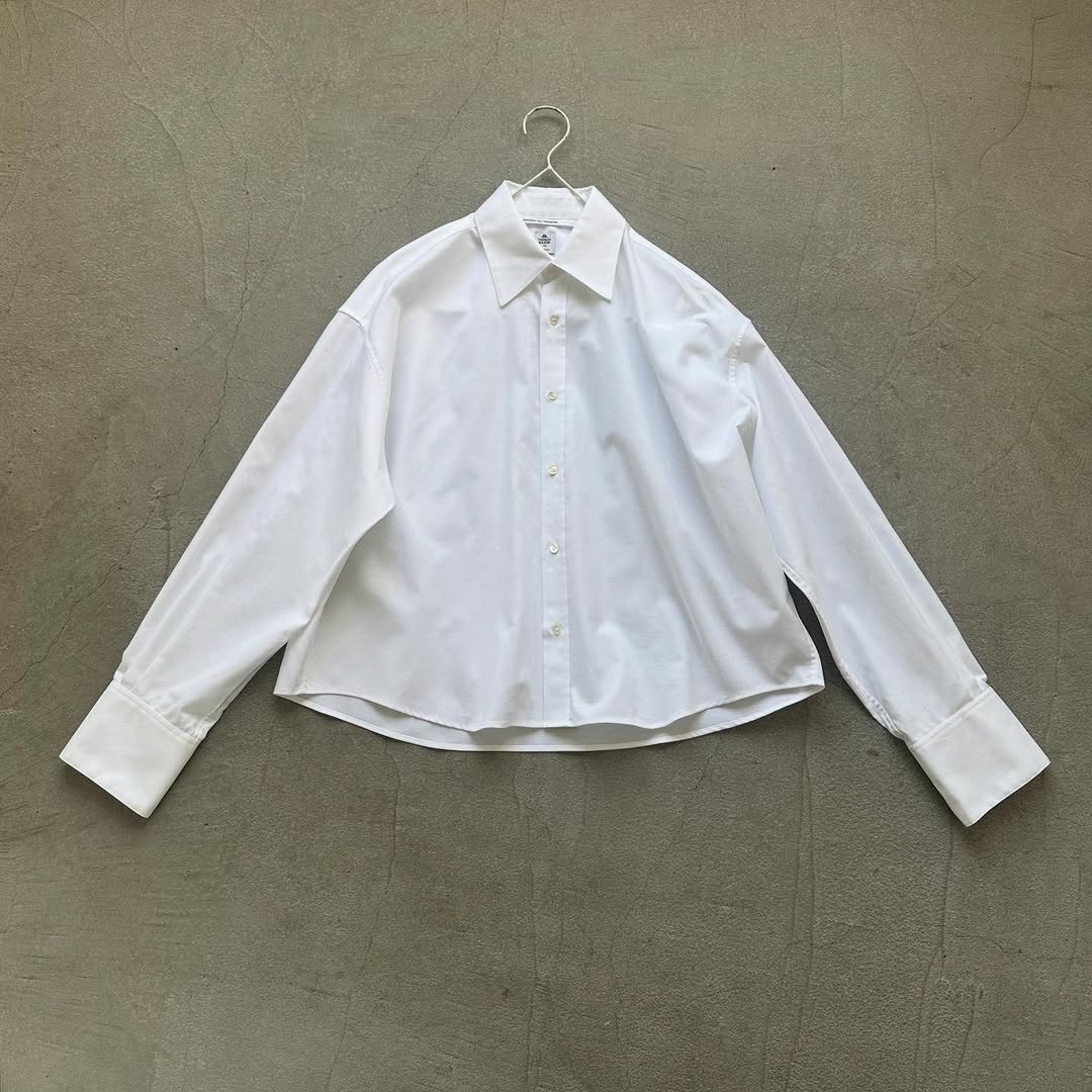 TENNE HANDCRAFTED MODERN レギュラーカラーシャツ(オックスフォード)