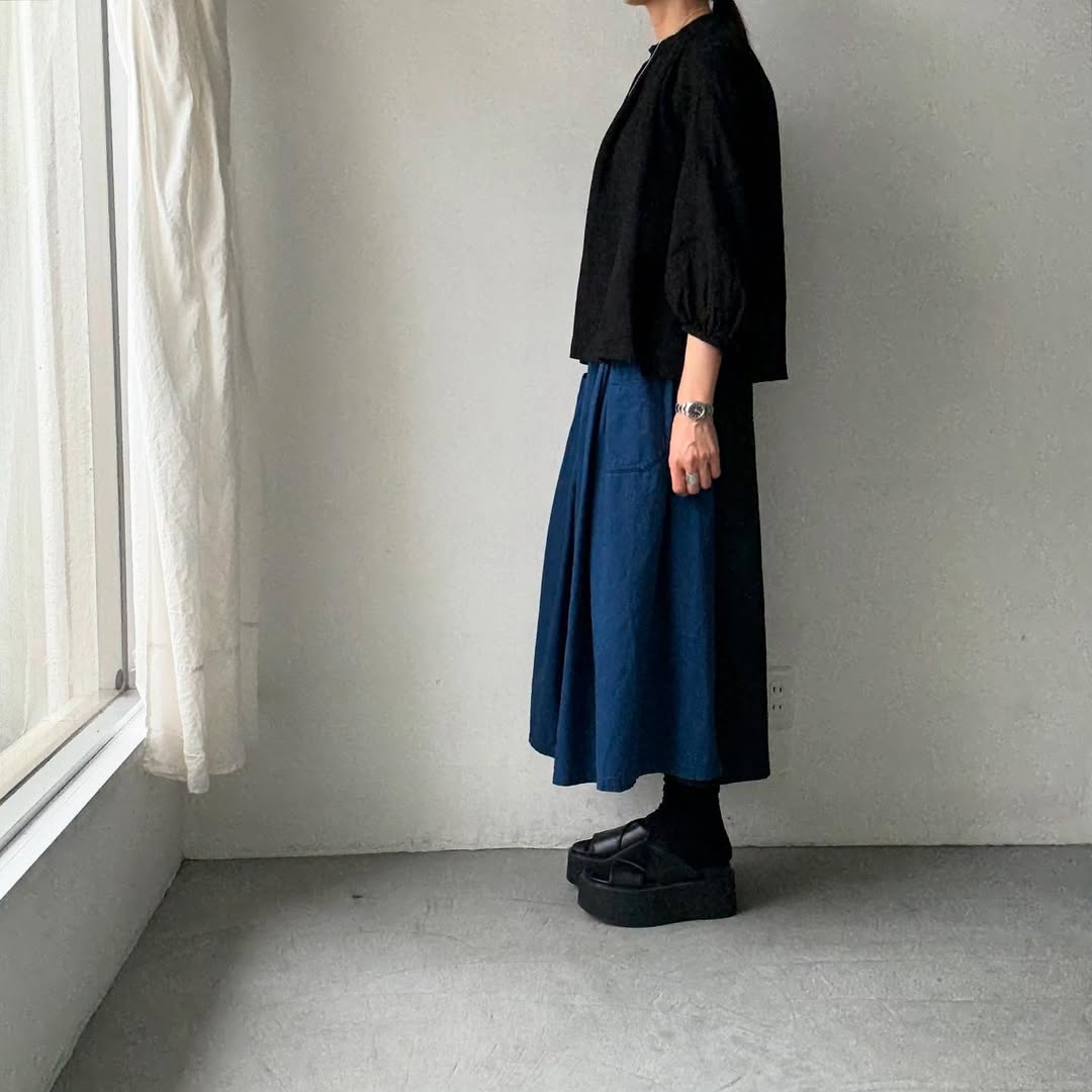 R&D.M.Co リネンヘンプスモックブラウス ブラック