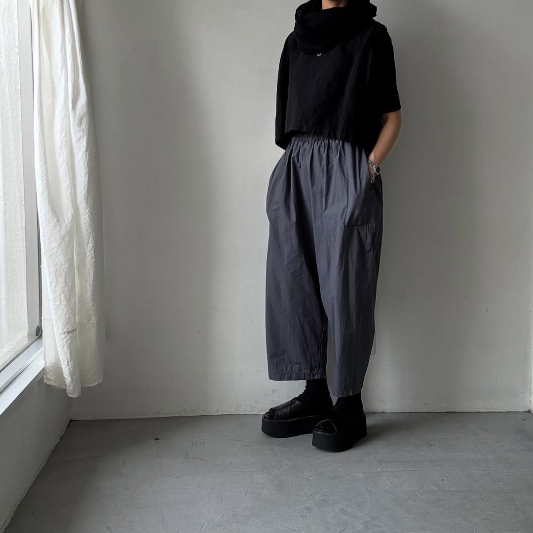 homspun パルキーシーチングコットンギャザーパンツ グレー