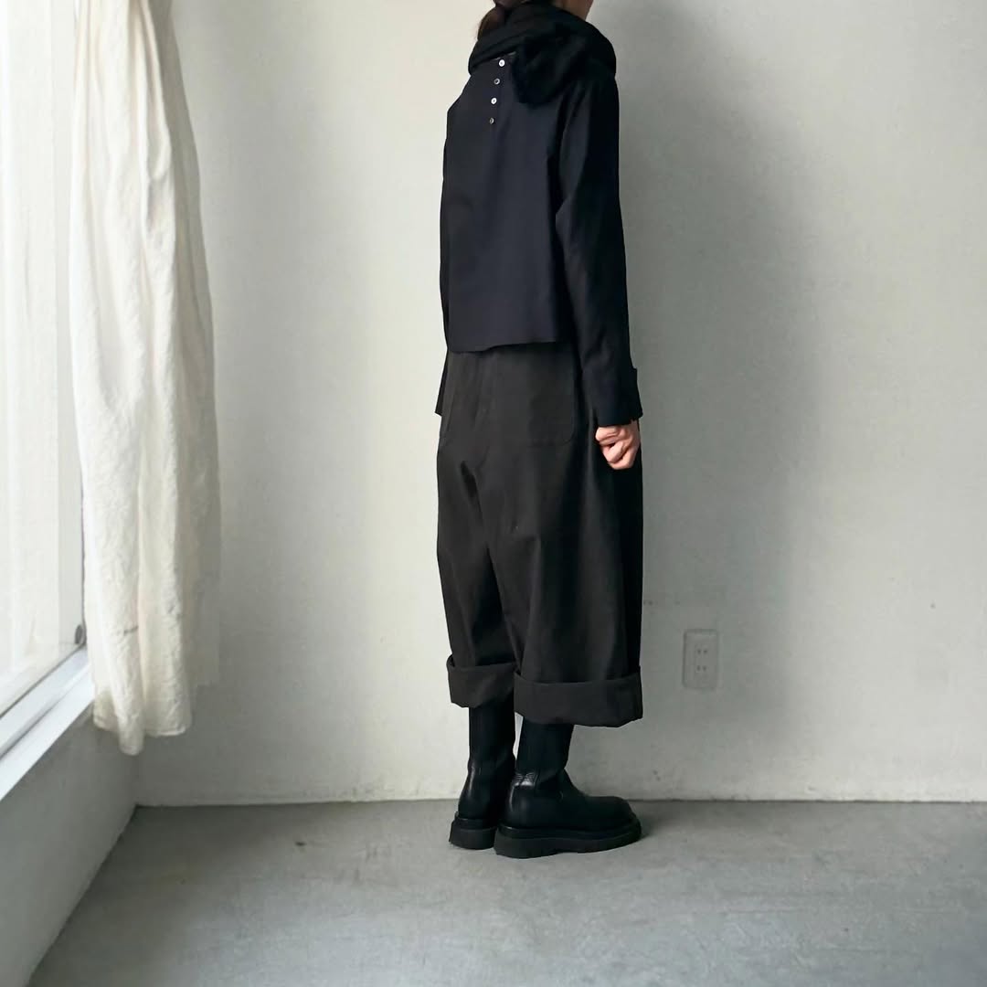 MAGALI コットンリネンアンティークキャンバスフラップパンツ ブラック