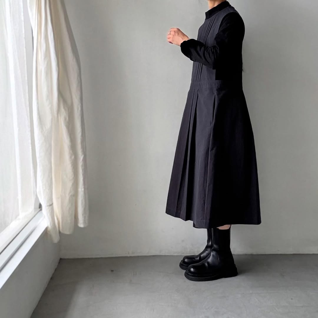 atelier d'antan kobell コットンエプロンドレス ダークグレー