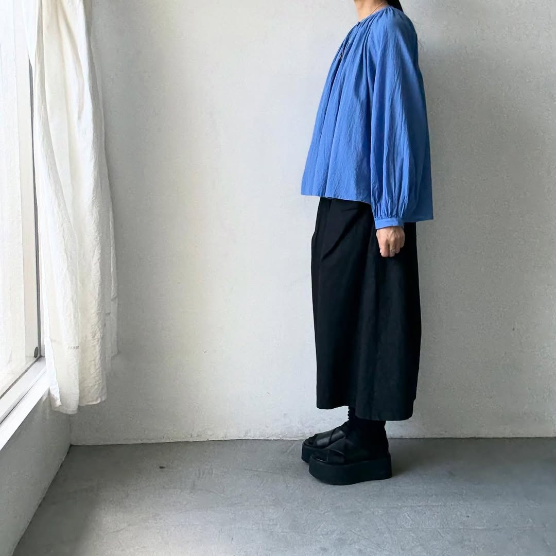 atelier naruse コットンギャザーブラウス