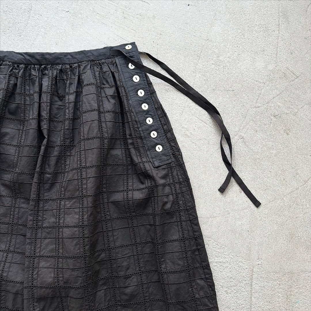 MAGALI ガーメントダイコットンレーススカート ブラック