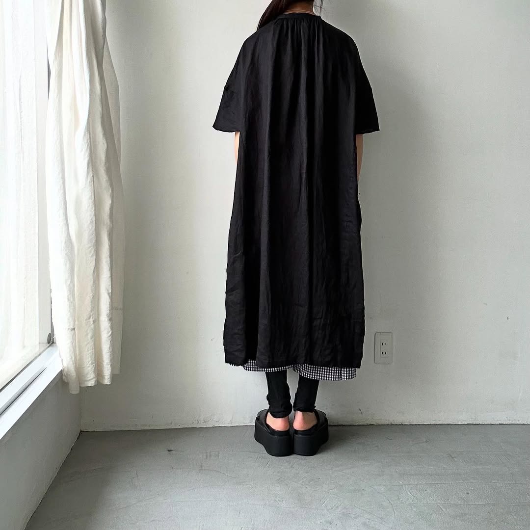 atelier naruse リネンワイドギャザーワンピース