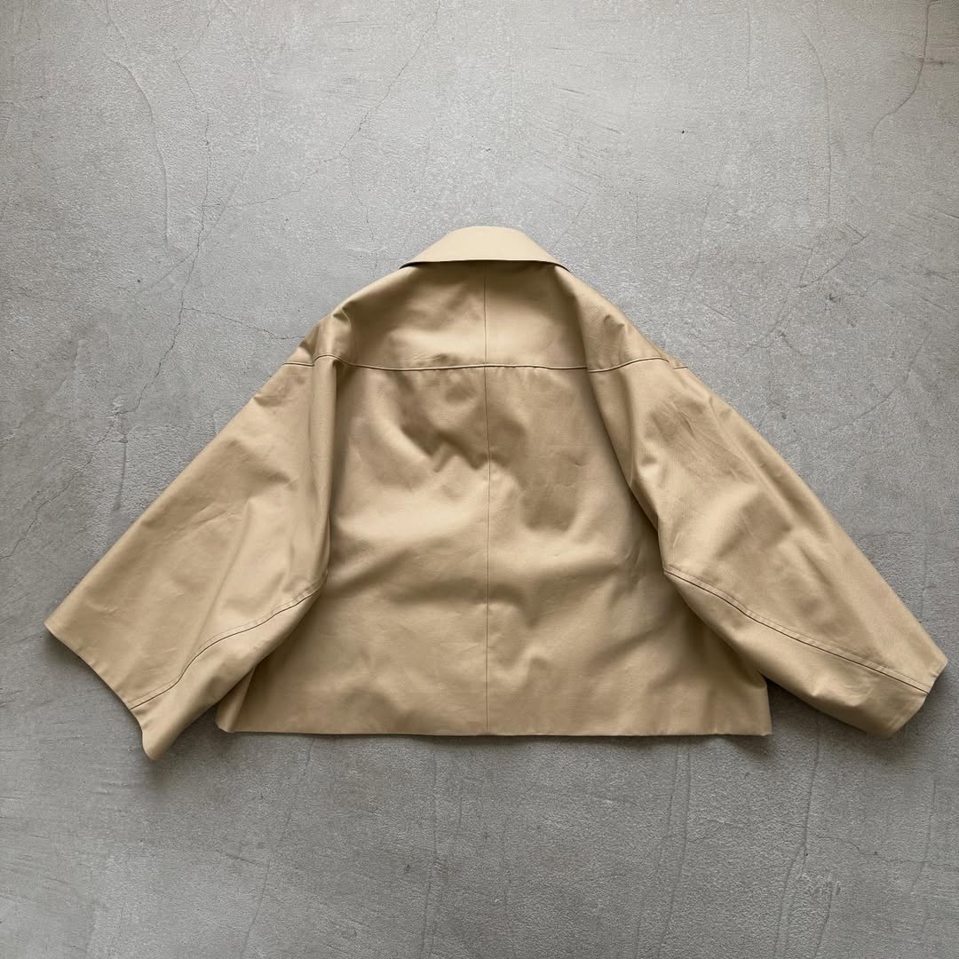 TENNE HANDCRAFTED MODERN ベンタイルショートケープコート