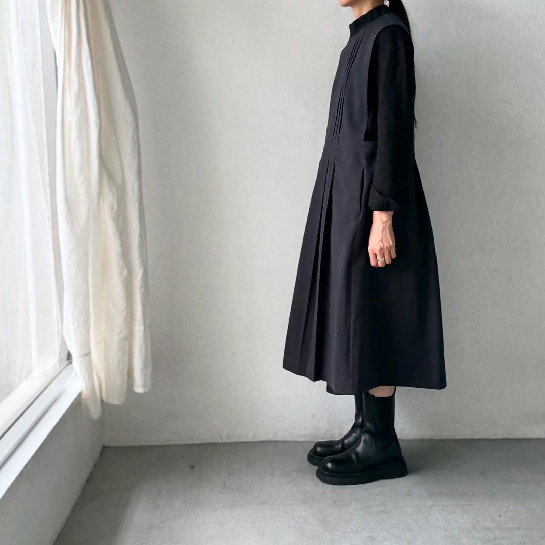 atelier d'antan kobell コットンエプロンドレス ダークグレー