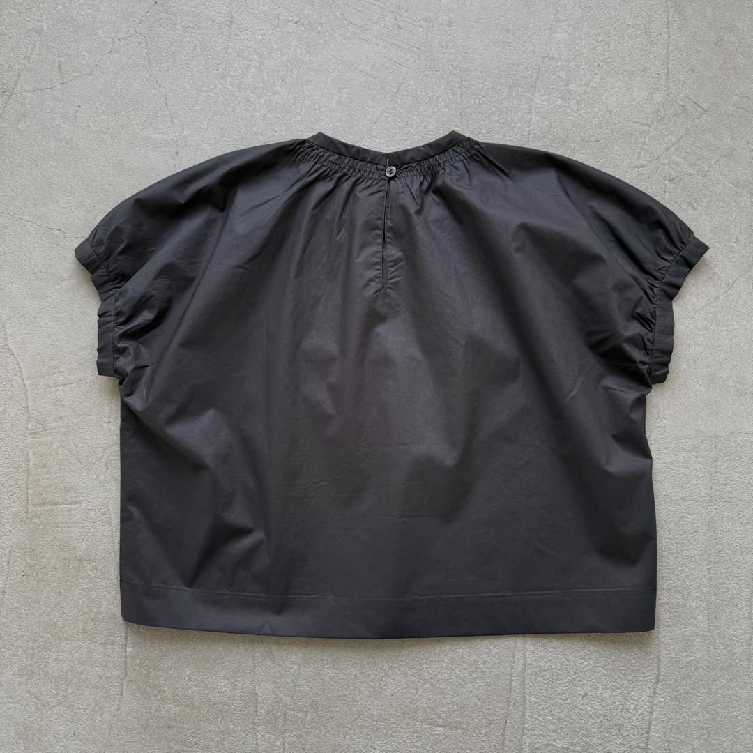 🟡週末入荷分予約受付中🟡cion コットンシャーリングブラウス ブラック