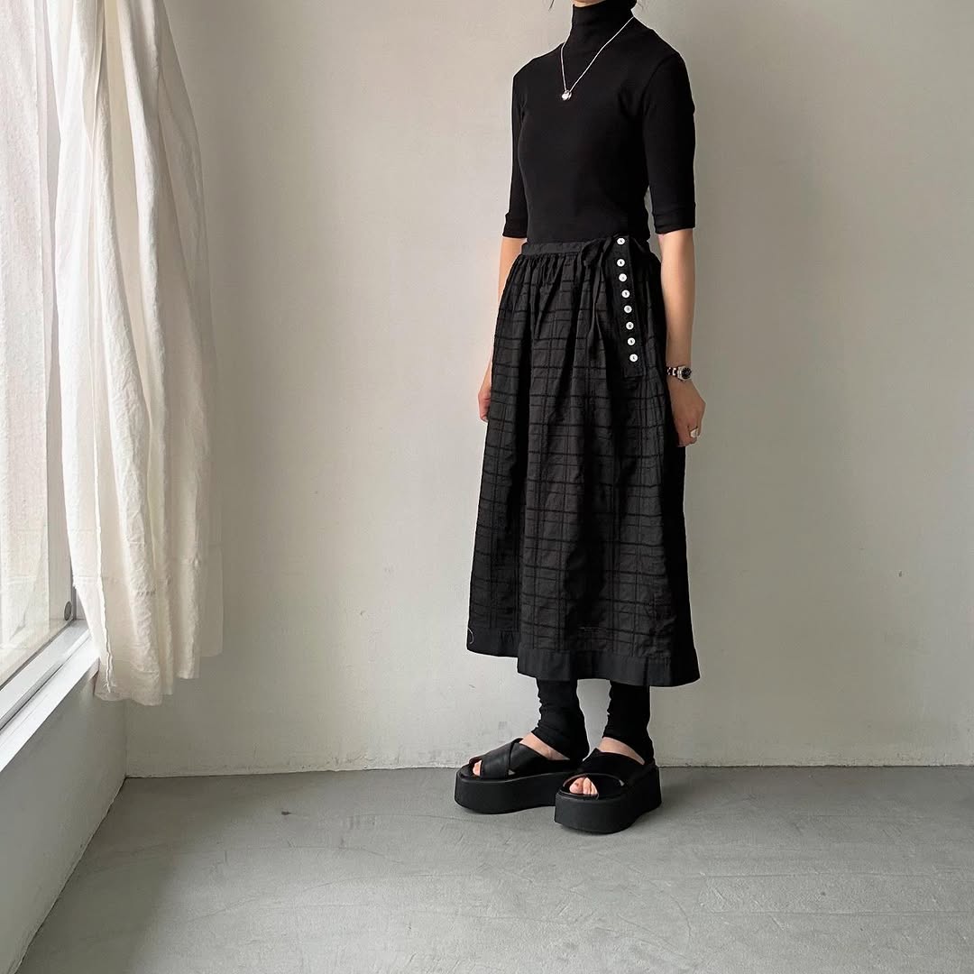 MAGALI ガーメントダイコットンレーススカート ブラック