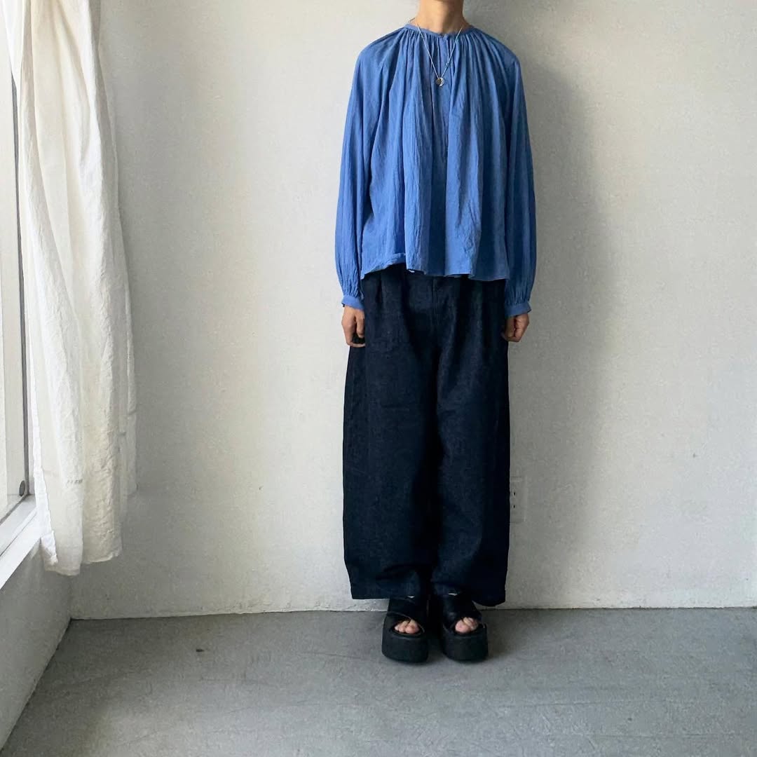 atelier naruse コットンギャザーブラウス
