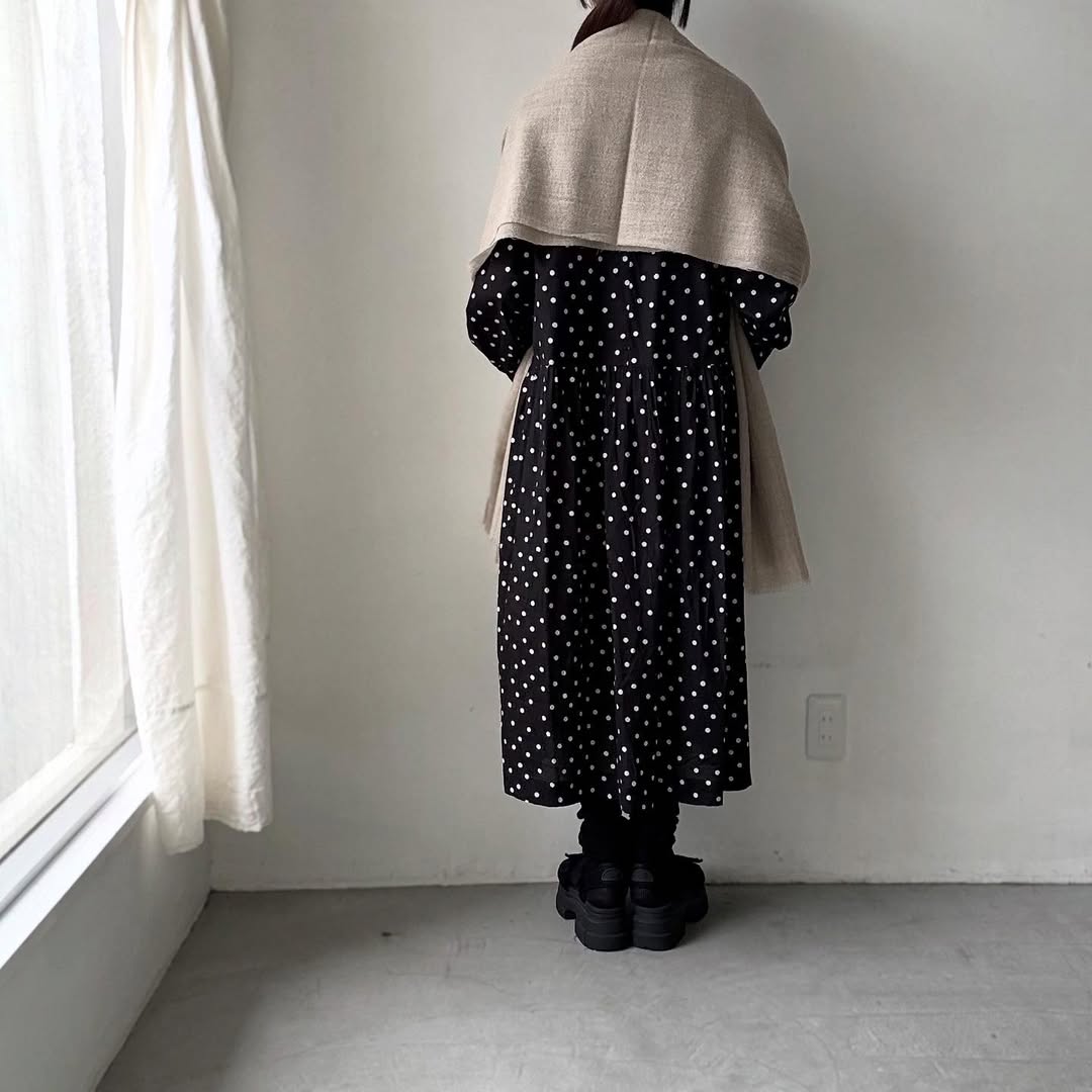 french bull ナイトスカイストール ベージュ
