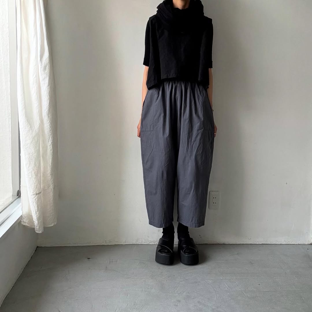 homspun パルキーシーチングコットンギャザーパンツ グレー