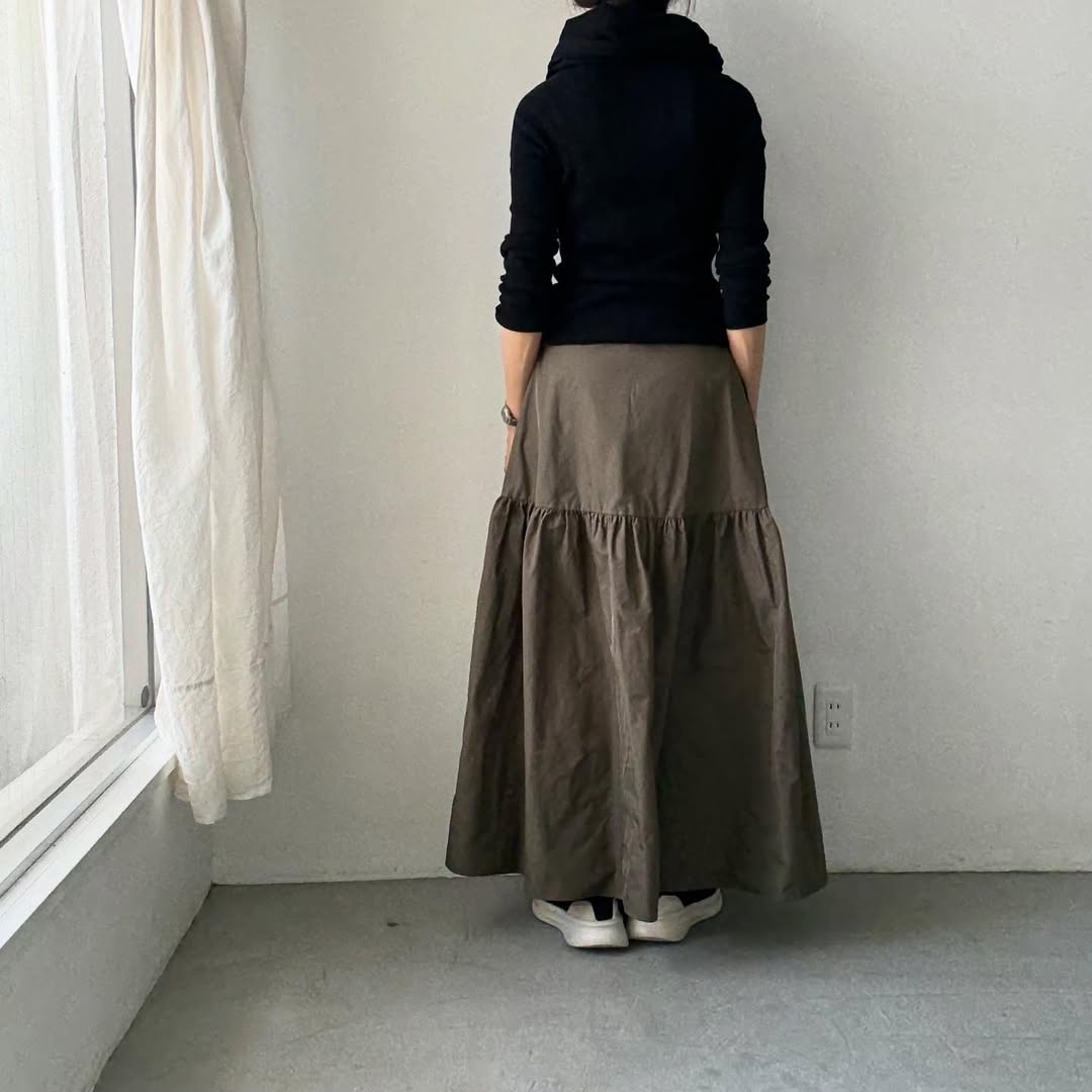 saqui タフタティアードスカート カーキ38