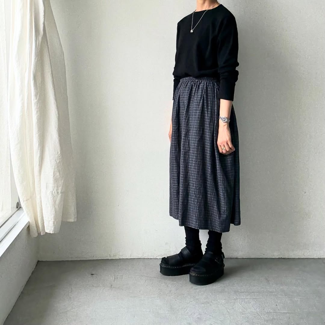homspun プライス長袖プルオーバー ブラック