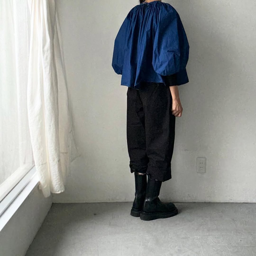 R&D.M.Co インディゴブルーギャザースモック