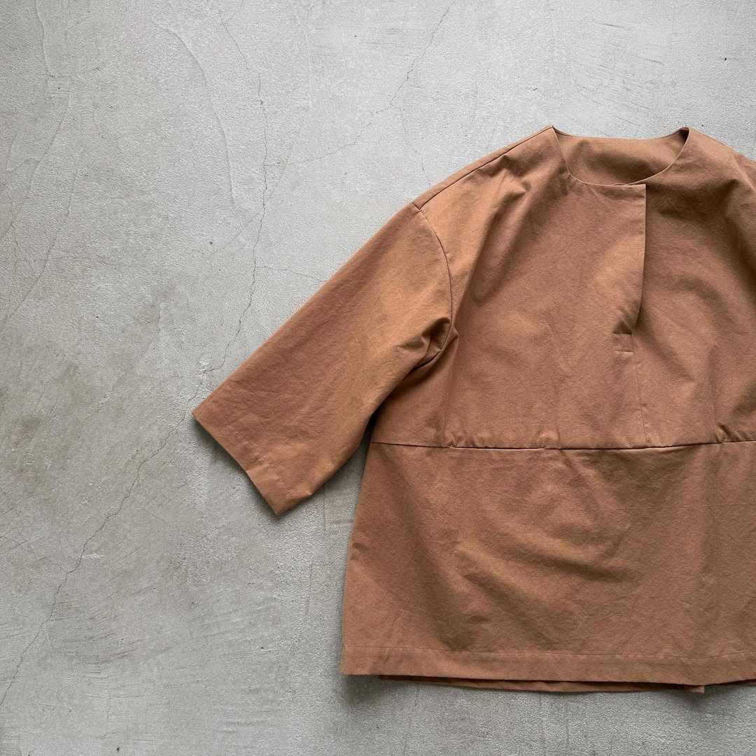 atelier d'antan Bouvetコットンプルオーバー カーキ