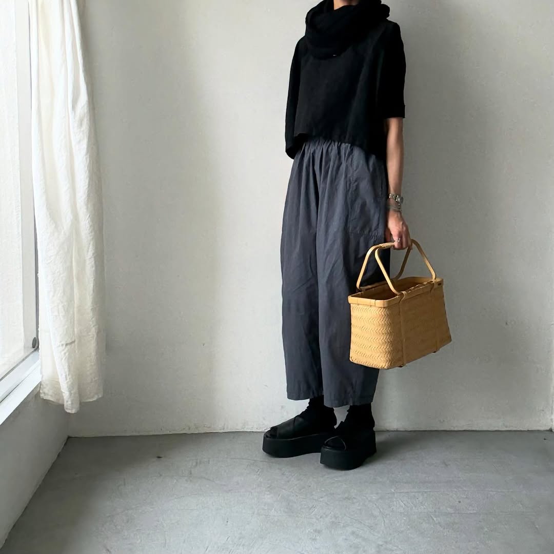 homspun パルキーシーチングコットンギャザーパンツ グレー