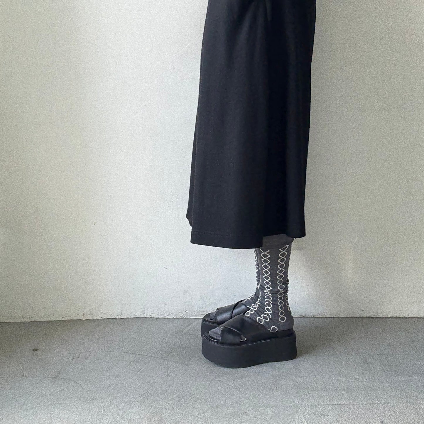 atelier naruse ウールループハイソックス