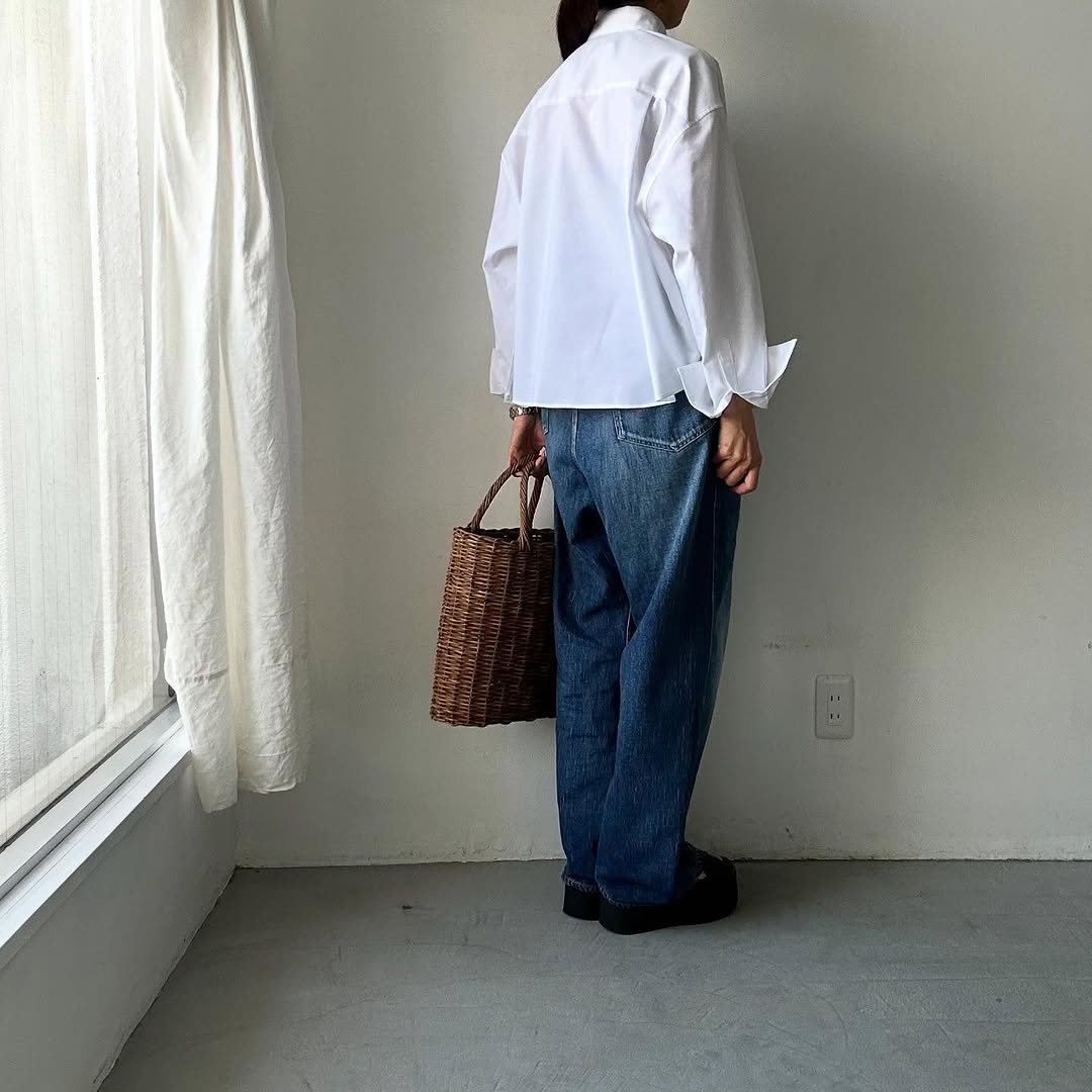 TENNE HANDCRAFTED MODERN レギュラーカラーシャツ(オックスフォード)