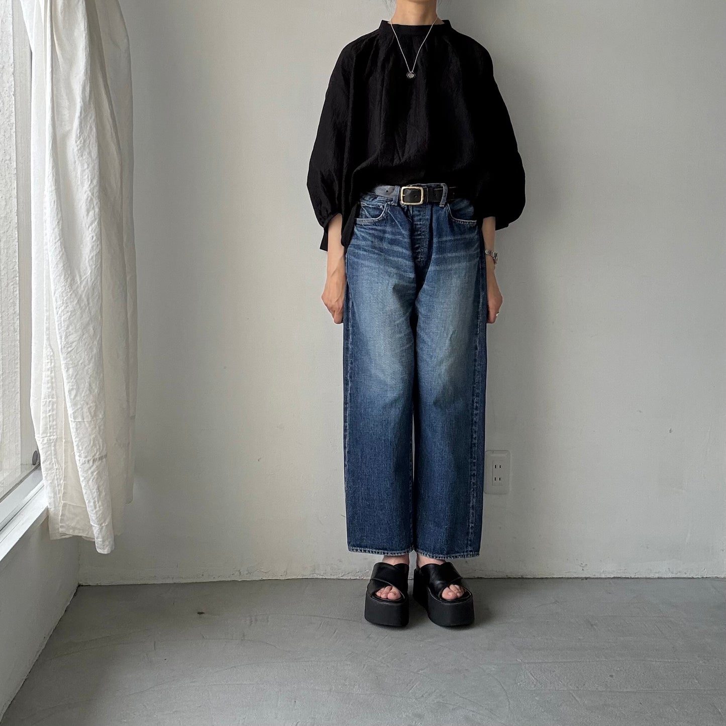 R&D.M.Co シェーディングチェックスモックブラウス