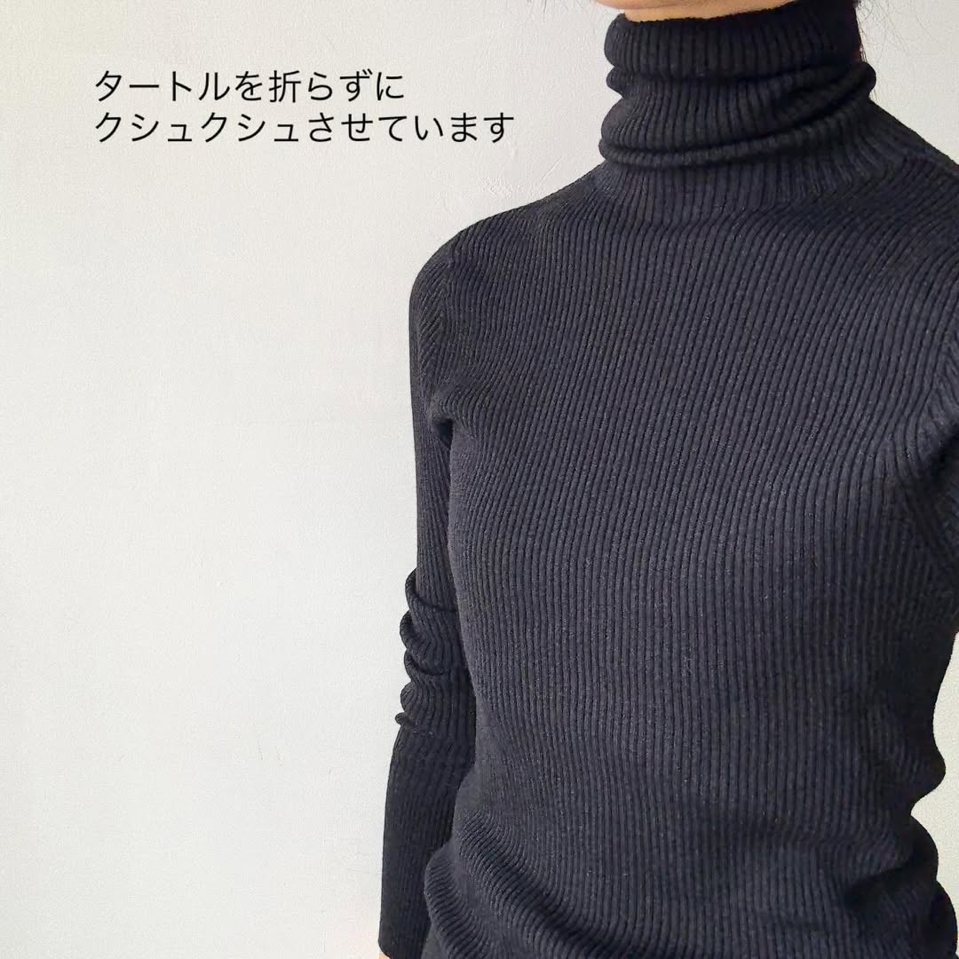 SACUCA リブタートルセーター