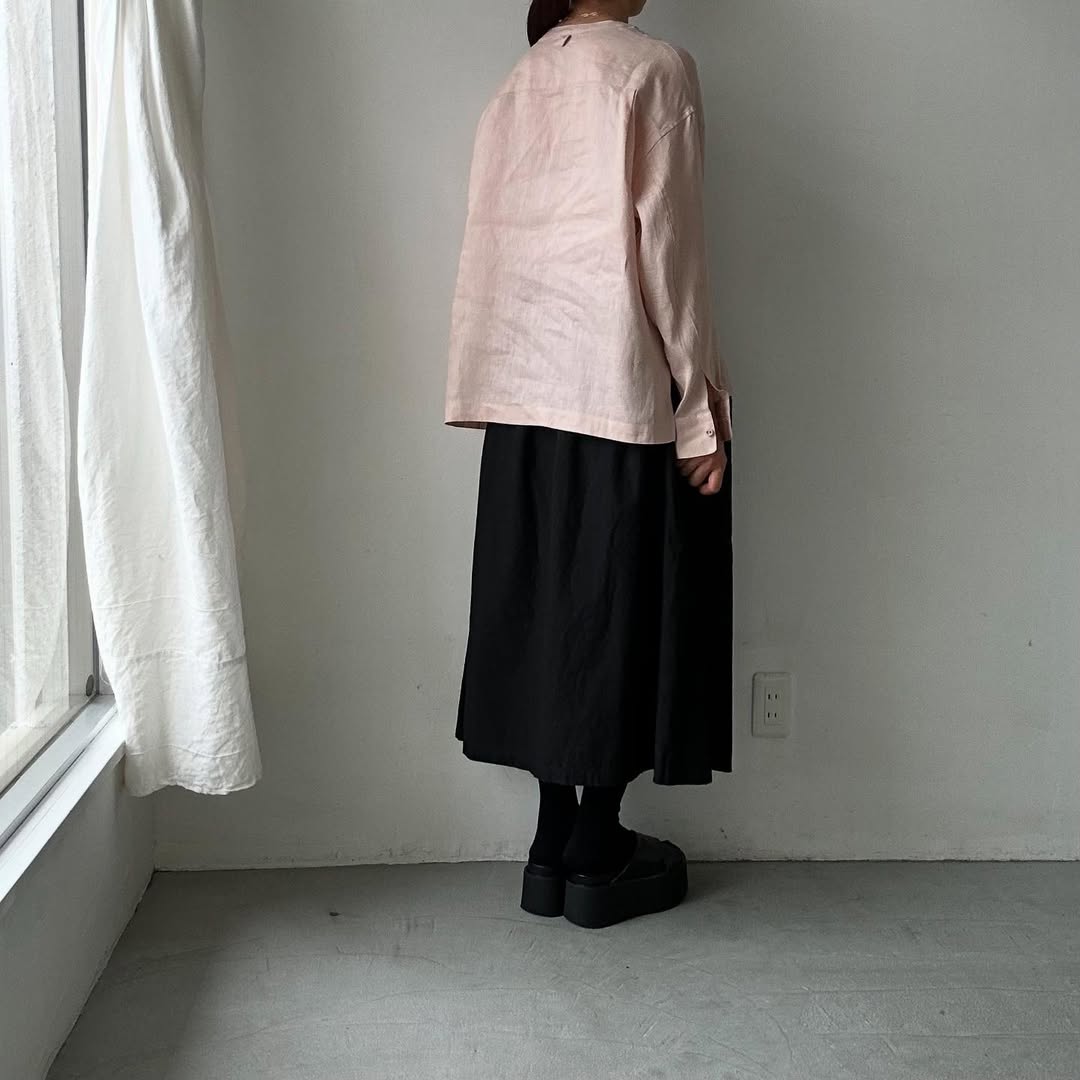 atelier naruse リネンスモックブラウス ペールピンク