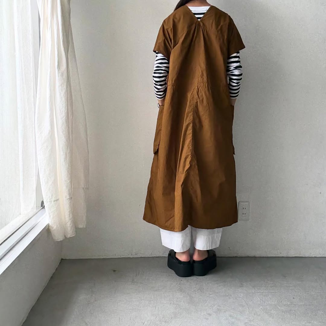 R&D.M.Co ガーメントダイタイプライターポケットドレス ブラウンS