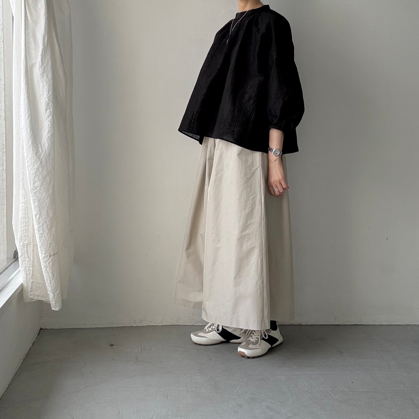 R&D.M.Co シェーディングチェックスモックブラウス